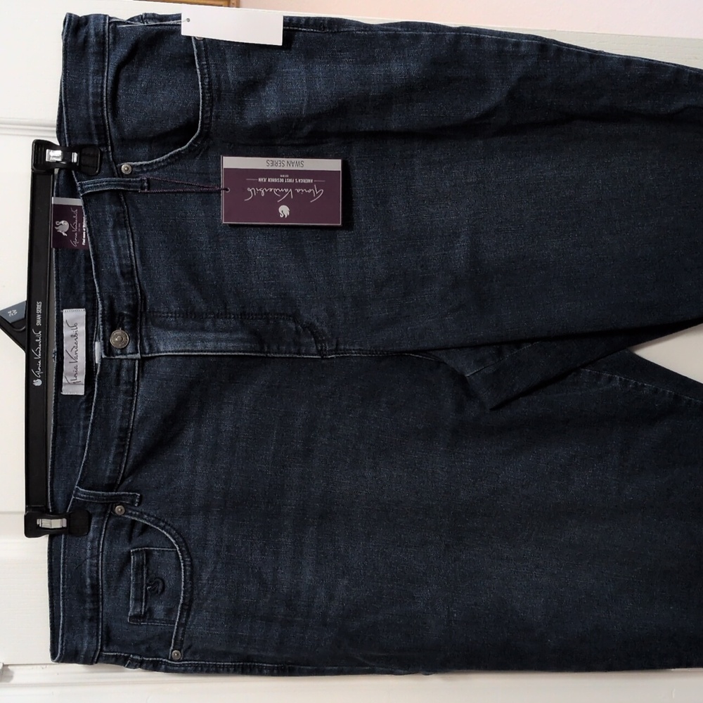 Gloria Vanderbilt Amanda Capris Swan Series Dark Blue - Picture 6 of 10